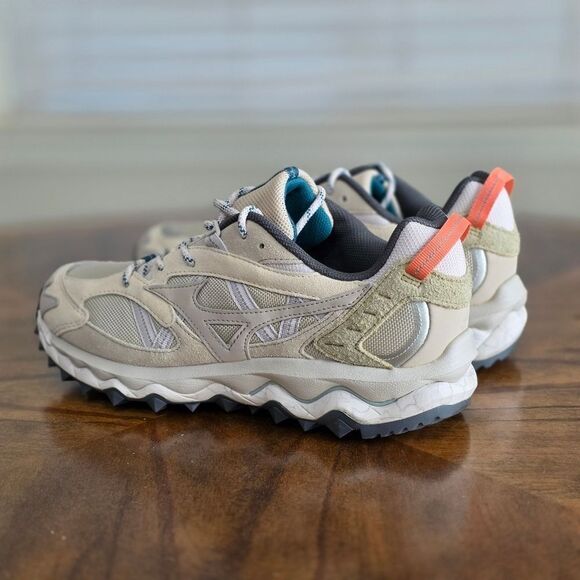 Mizuno Wave Mujin TL Nomad Pack Trail Shoes Silver Cloud Sand Cedar Men\'s 8.5